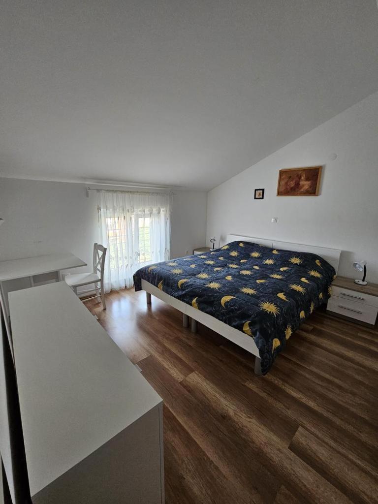 Apartment Thea Pula Ngoại thất bức ảnh